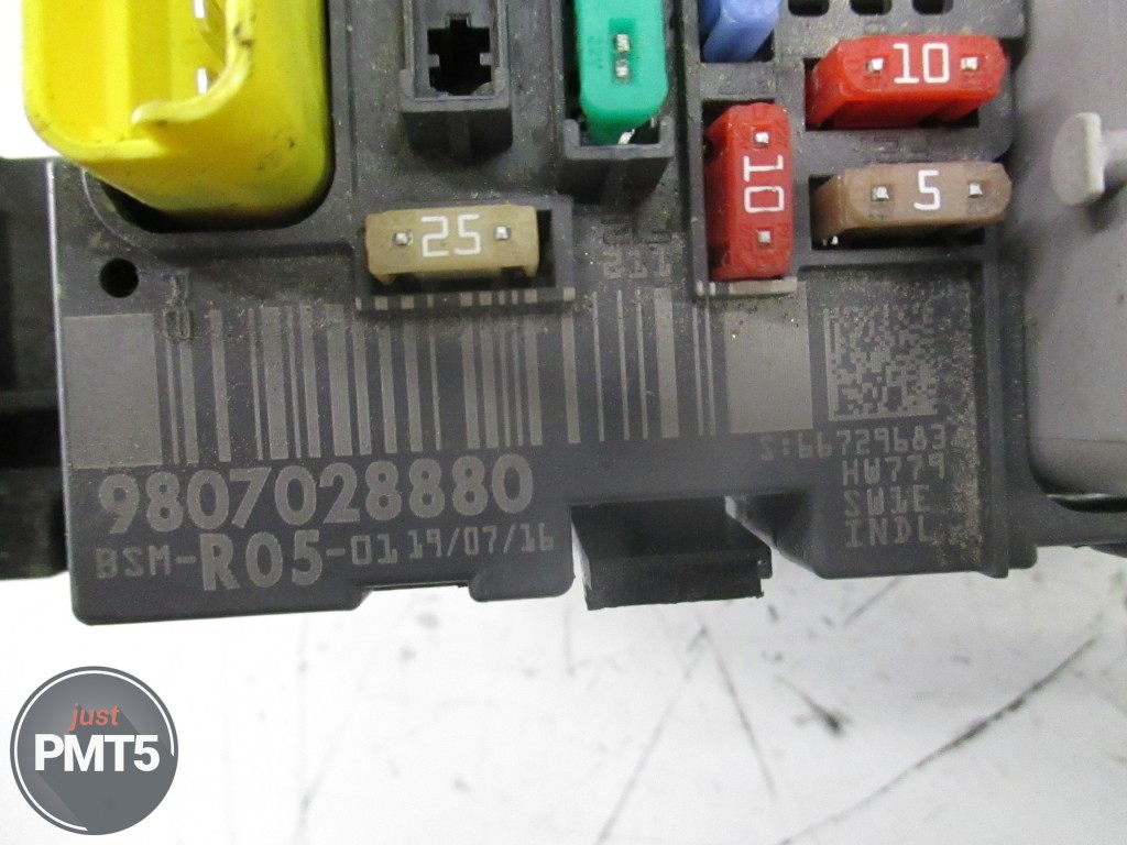 ... Fuse box CITROEN C3 2003 (9636079380), 11BY1-9483