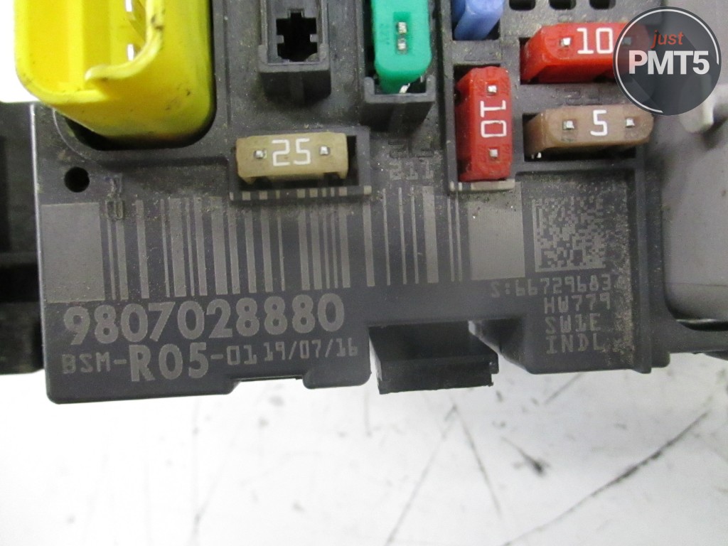 Fuse box PEUGEOT 307 2005 (9650663880), 11BY1-9484